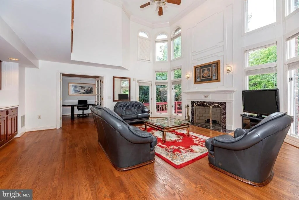 Photo of 6364 WINPENNY DRIVE