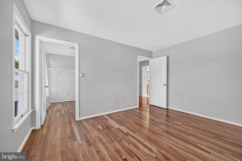 Photo of 8683 FELSVIEW DRIVE