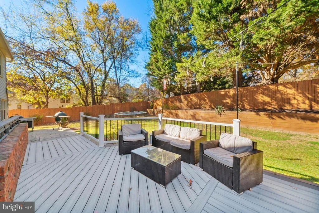 Photo of 15304 WATERGATE ROAD