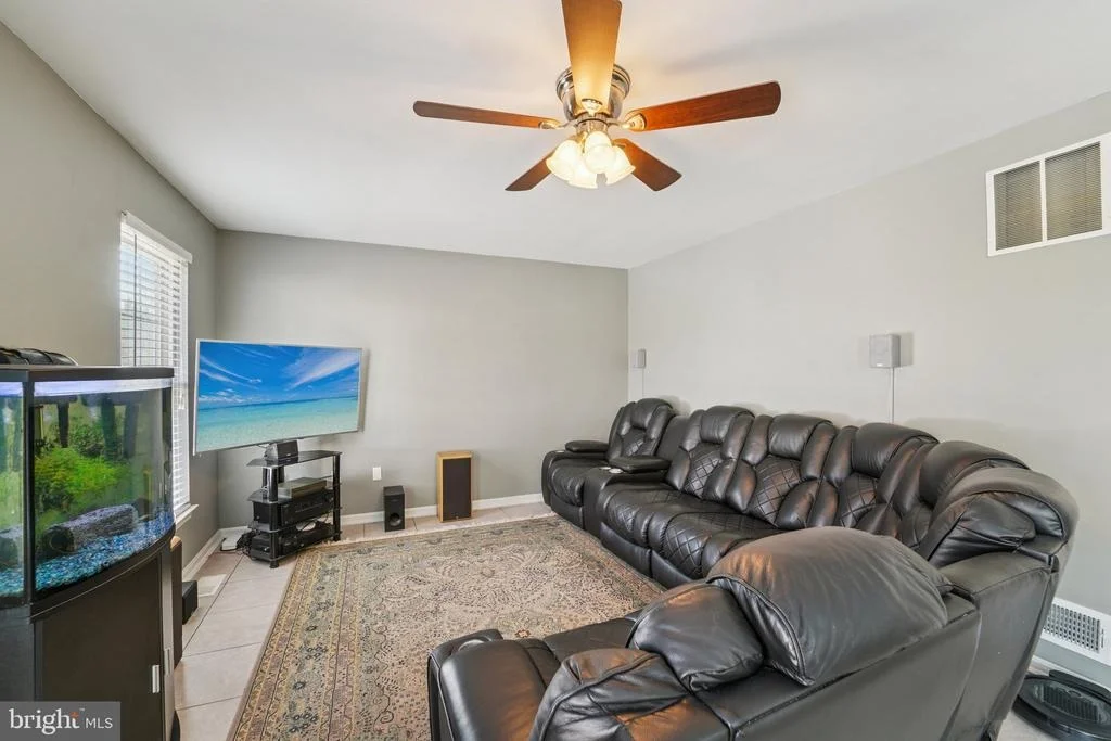 Photo of 1005 GULLO ROAD