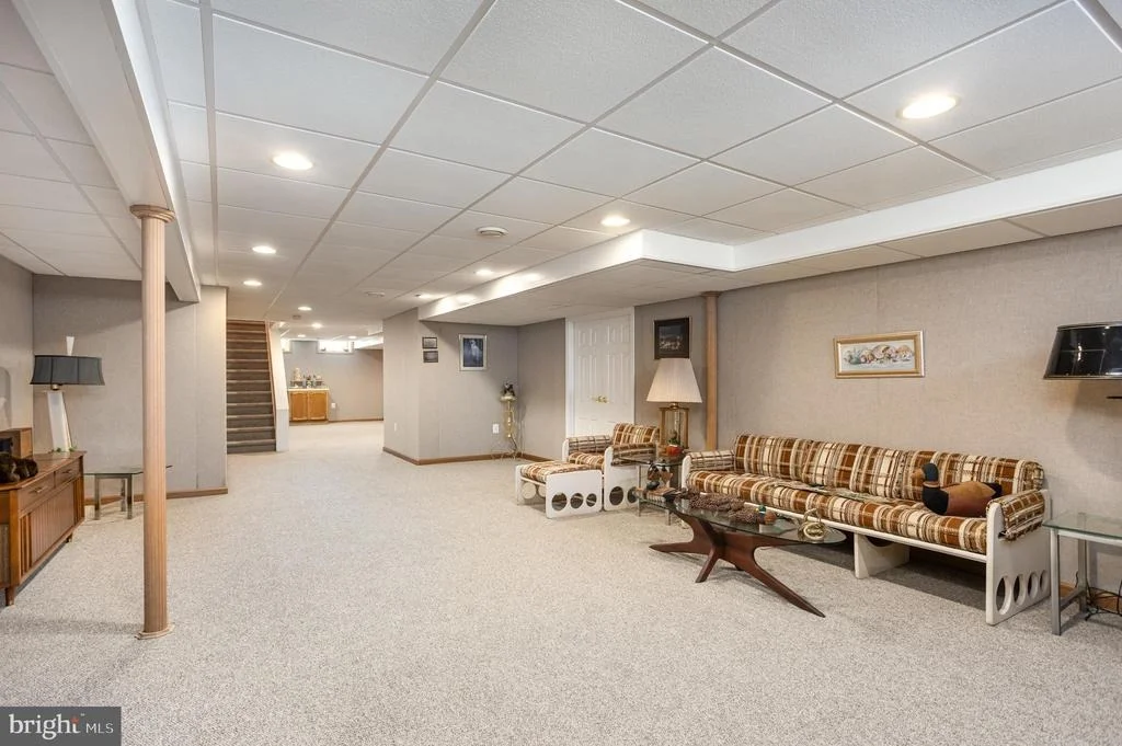 Photo of 7252 MEADOW LANE