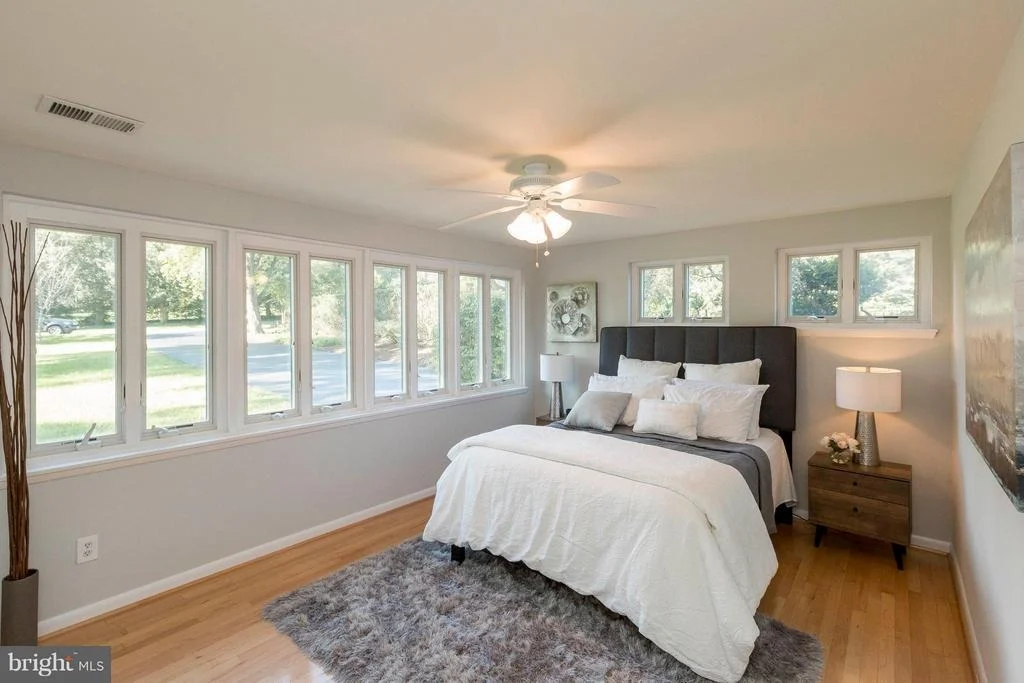 Photo of 1736 OVERLOOK DRIVE
