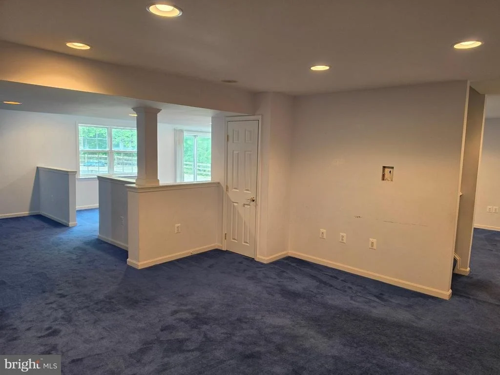 Photo of 12675 PERRYWOOD LANE
