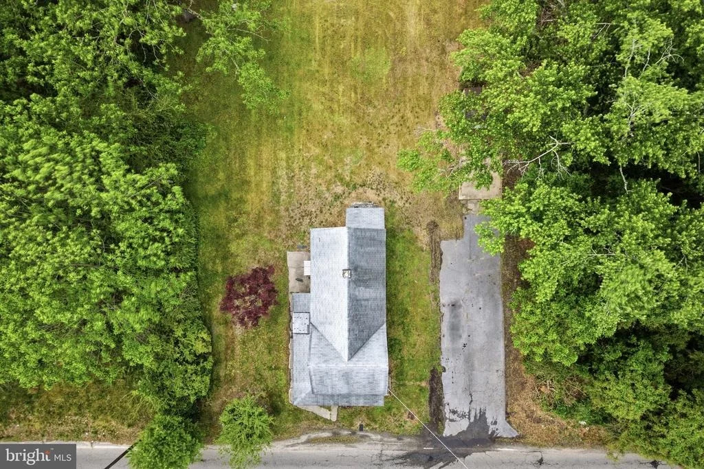 Photo of 523 HAY ROAD
