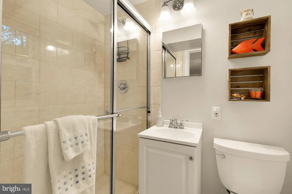Photo of 1024 DEVERE DRIVE