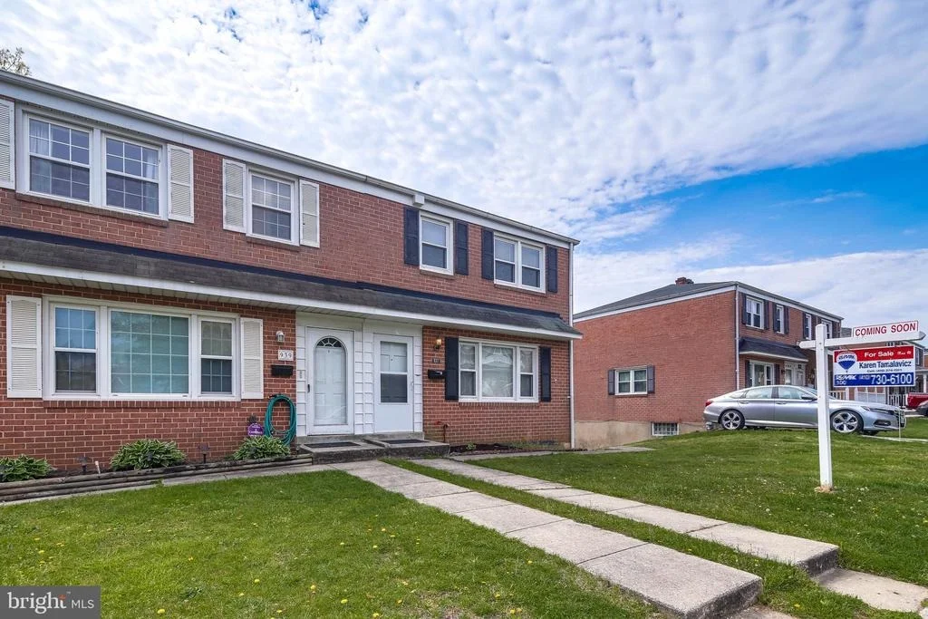 Photo of 937 GROVEHILL ROAD