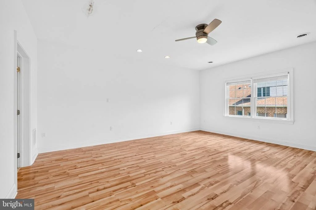 Photo of 19419 AMETHYST DRIVE