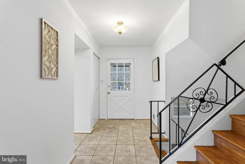 Photo of 11705 DEVILWOOD COURT