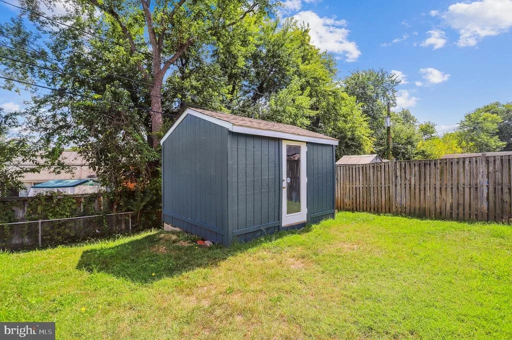 Photo of 7841 SHELLYE ROAD