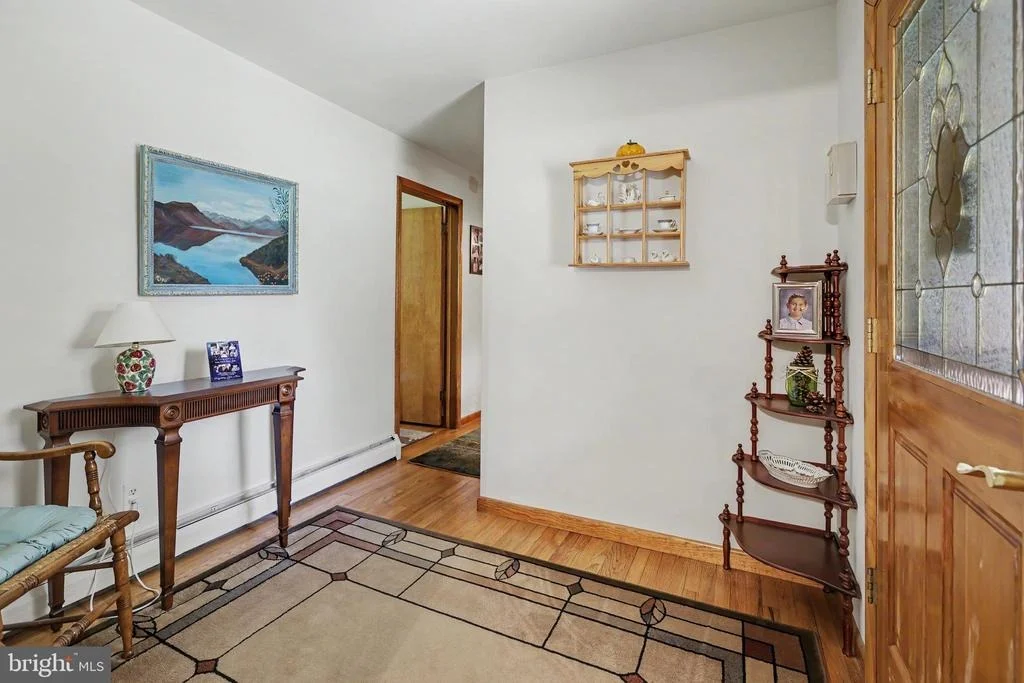Photo of 2048 BUSTLETON ROAD