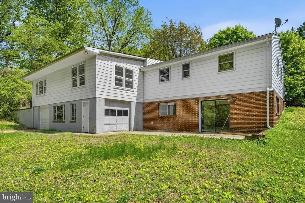 Photo of 12404 WALLACE LANE