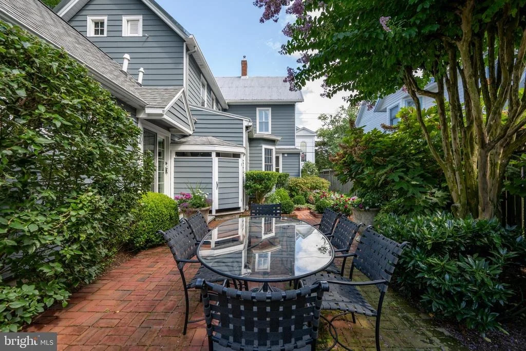 Photo of 324 MULBERRY STREET