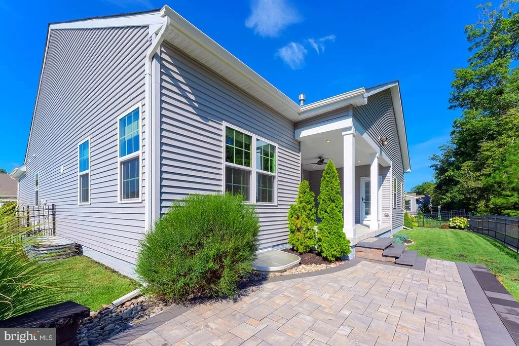 Photo of 31417 BAREFOOT CIRCLE