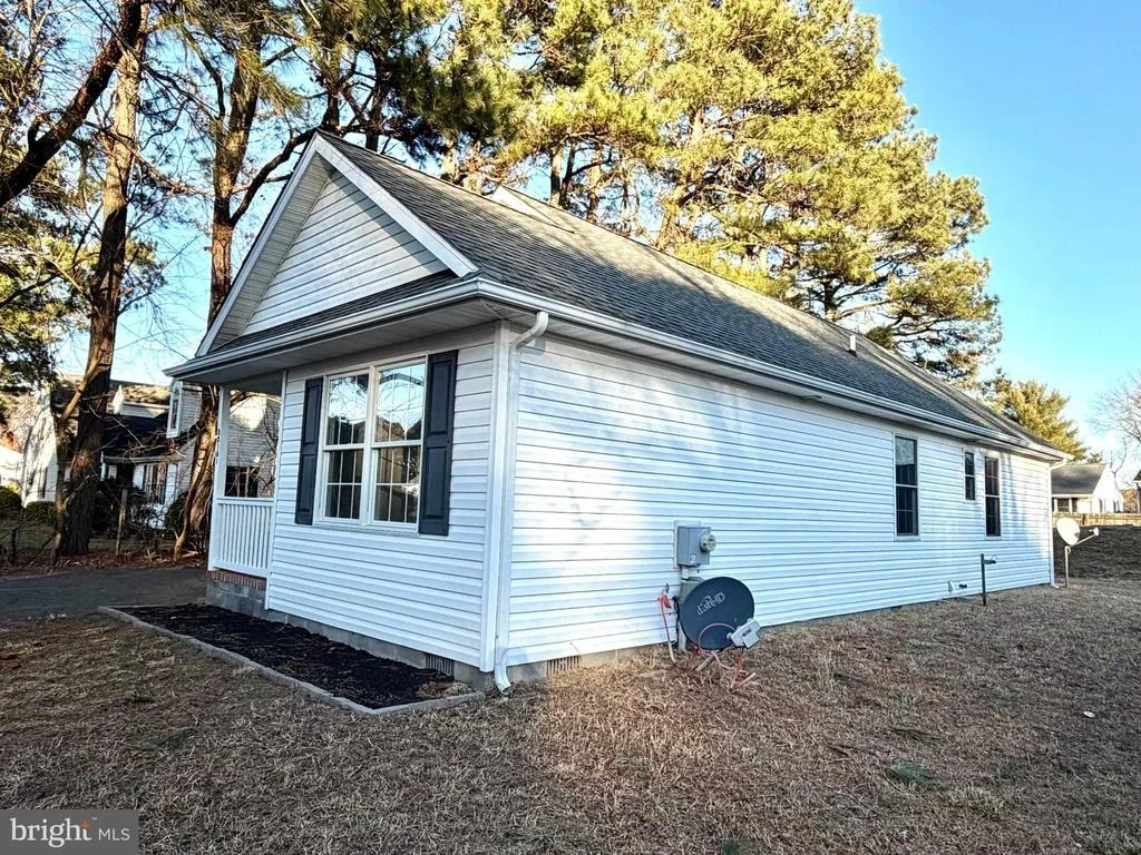 Photo of 22161 THOMPSON PARKWAY