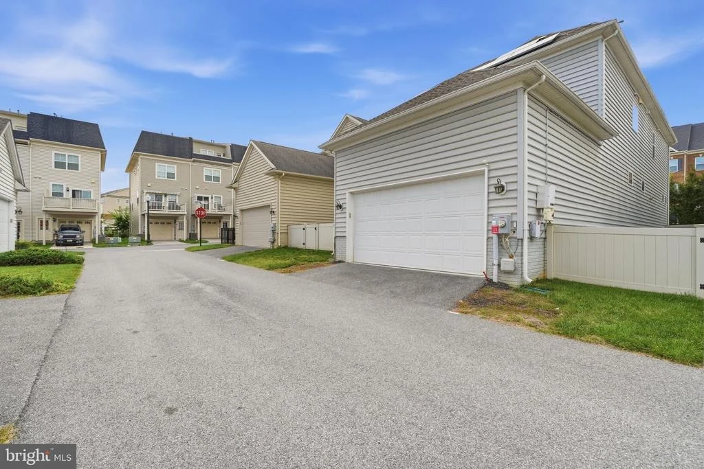 Photo of 5063 JUDICIAL WAY