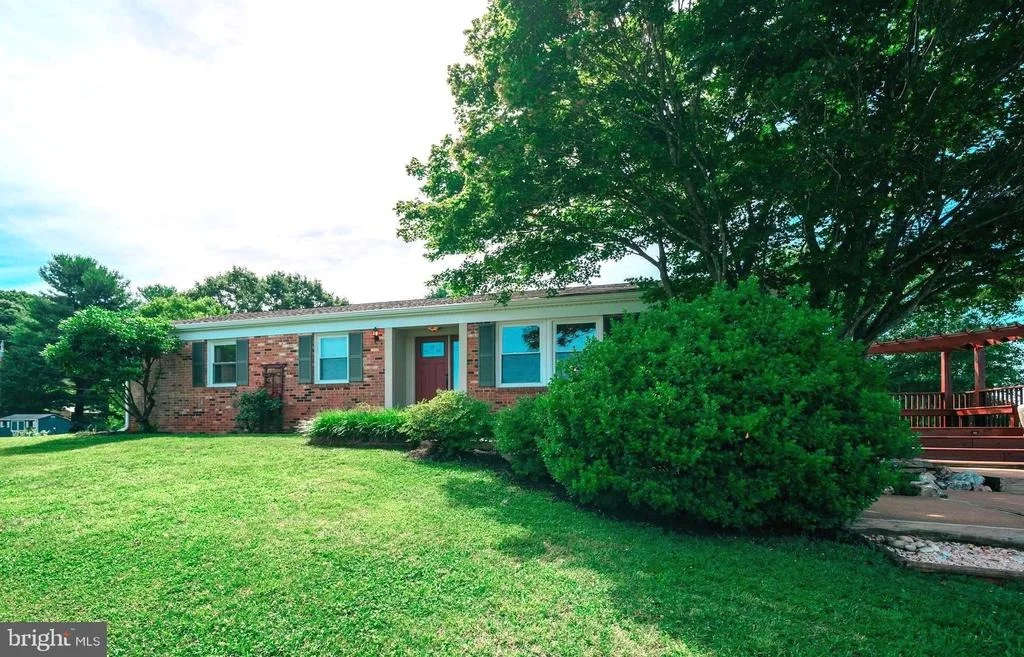 Photo of 230 BLANKENBAKER ROAD