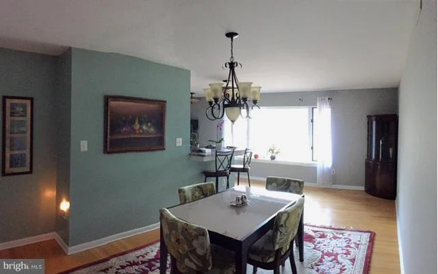 Photo of 8714 CENTER ROAD