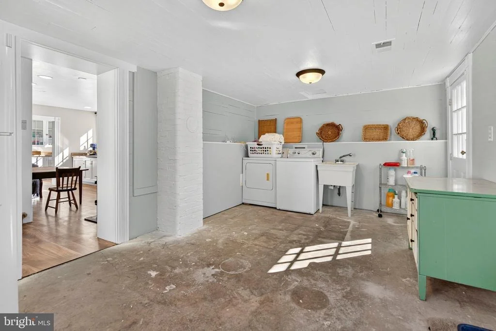 Photo of 4561 WESTON ROAD