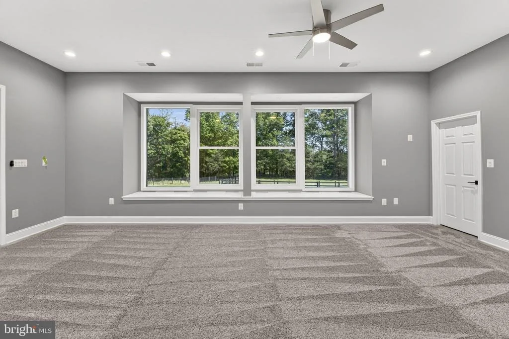Photo of 11597 YEATS DRIVE