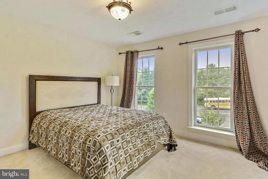 Photo of 5503 SIDEBURN ROAD