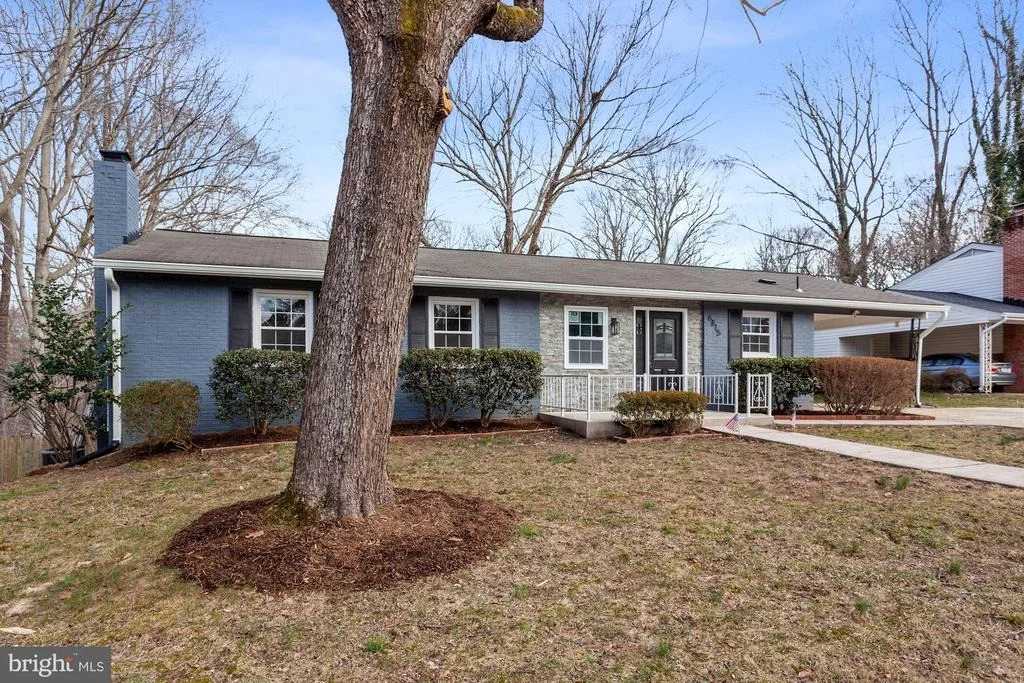 Photo of 6815 GILLINGS ROAD