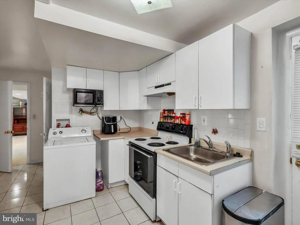 Photo of 13210 LUTES DRIVE