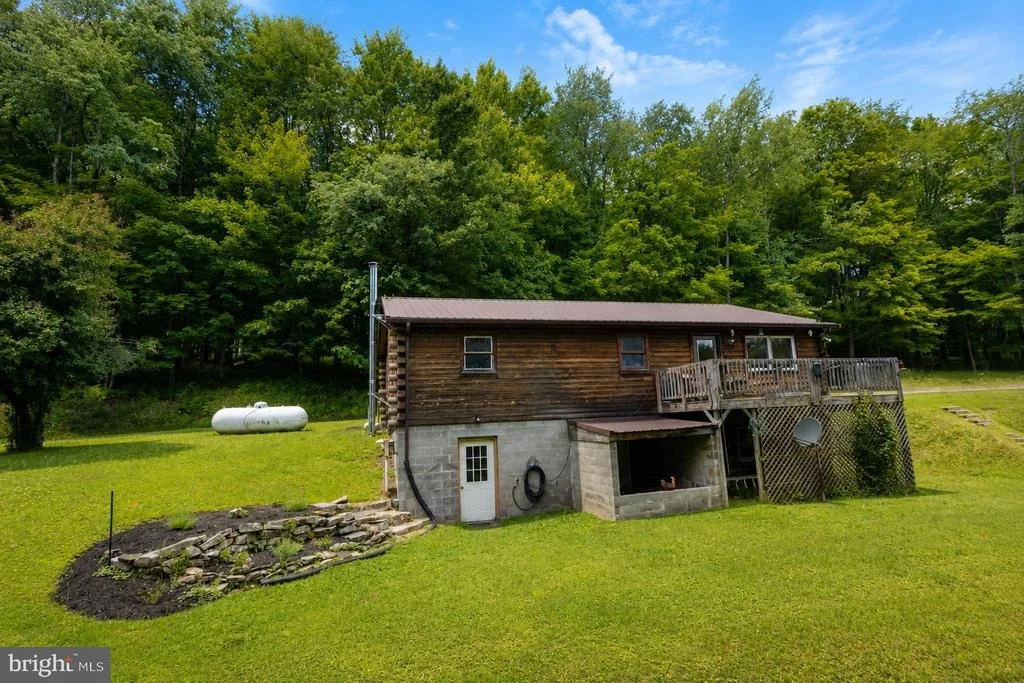 Photo of 2189 TABLE ROCK ROAD