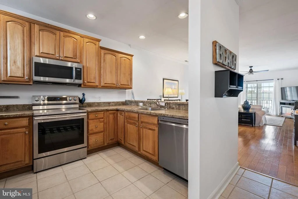 Photo of Unit 4303 at 20007 SANDY BOTTOM CIRCLE