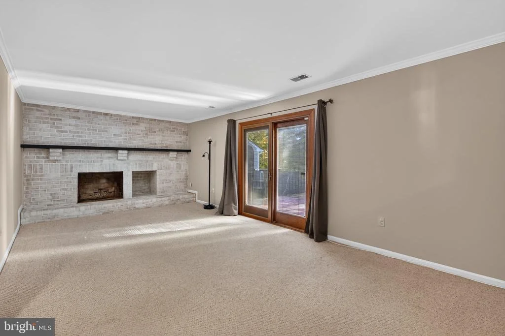 Photo of 7111 CARNATION COURT