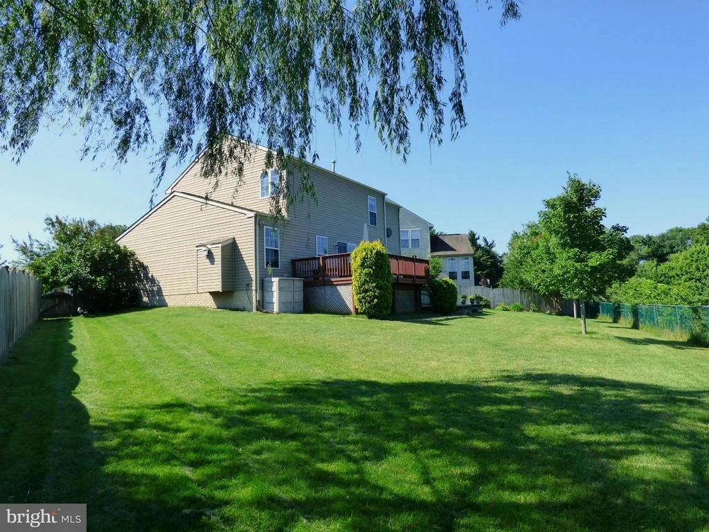 Photo of 6852 SNOWDEN COURT