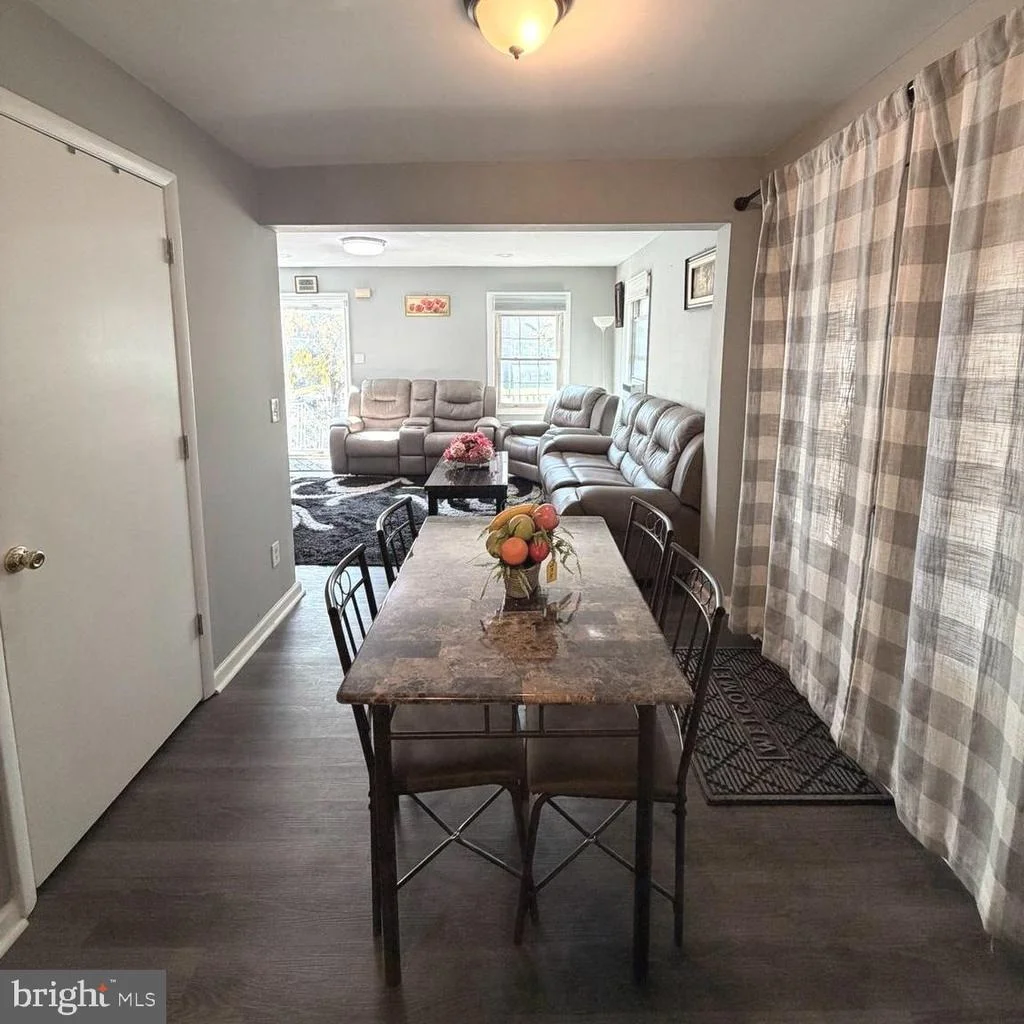 Photo of 1021 BOOKER DRIVE