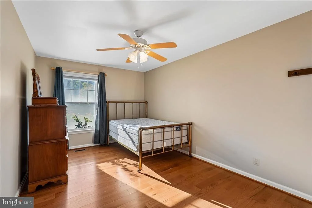 Photo of 8101 SUNDOWN LANE