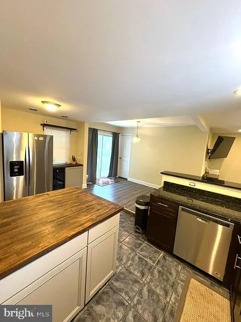 Photo of 19 BROOKFIELD ROAD