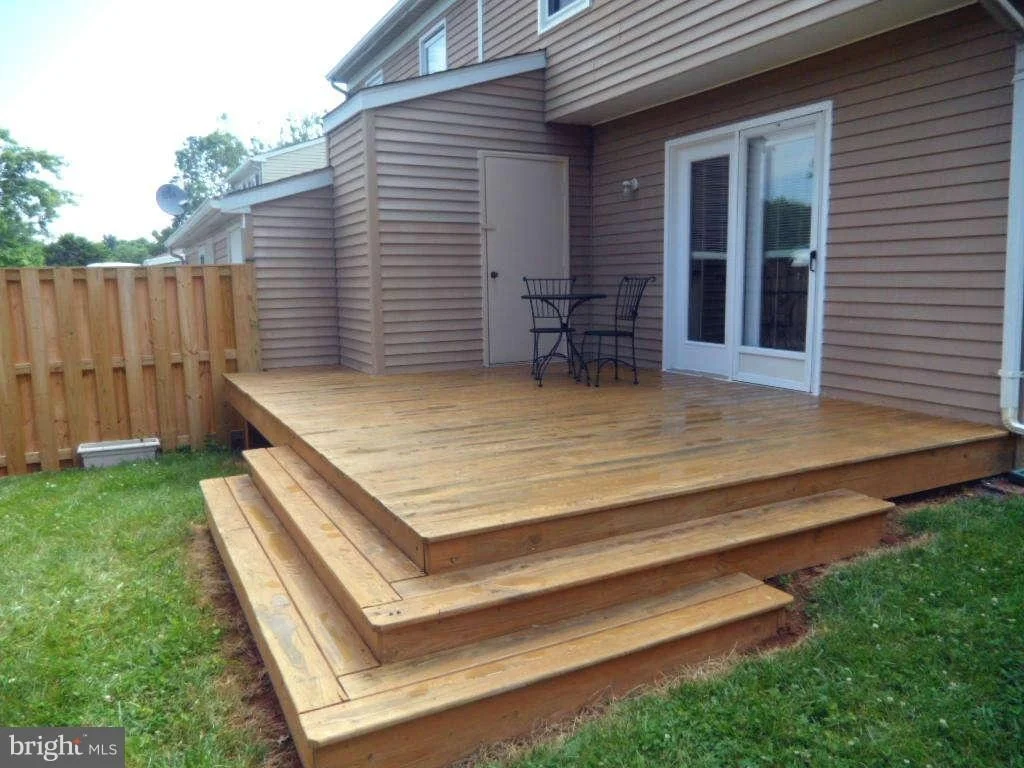 Photo of 193 STONEGATE DRIVE