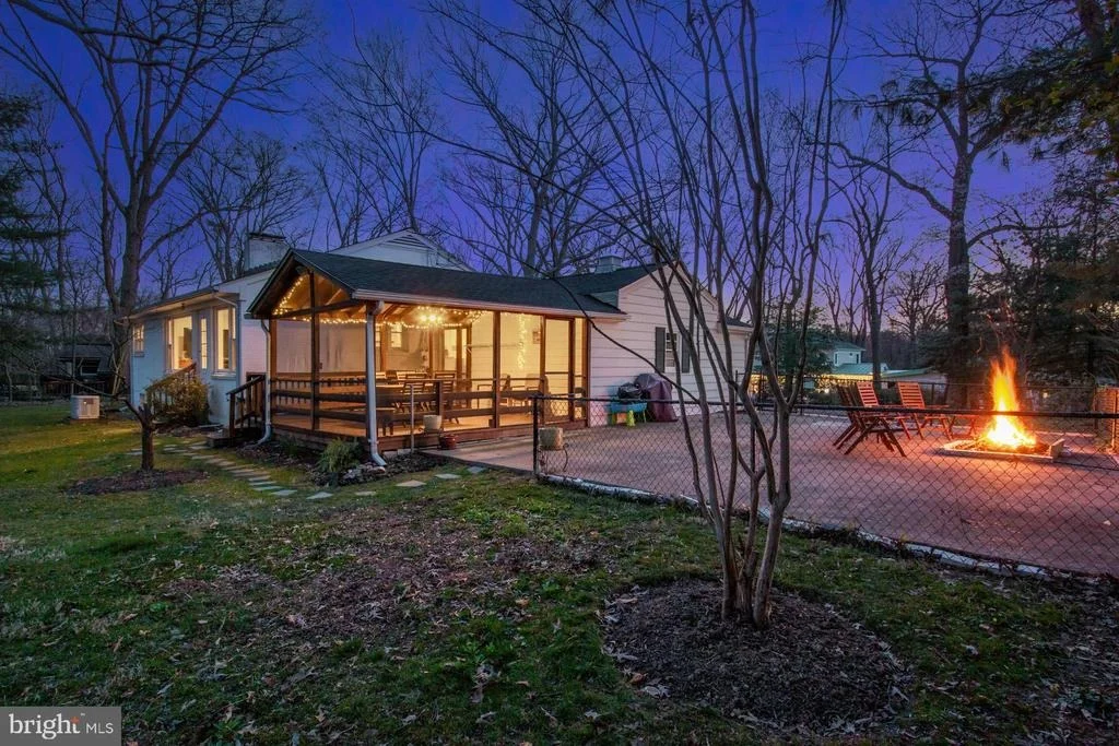 Photo of 4221 SAINT JEROME DRIVE