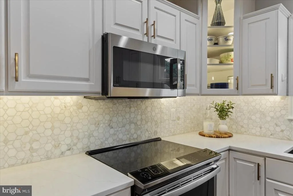 Photo of 5304 BRADDOCK RIDGE DRIVE