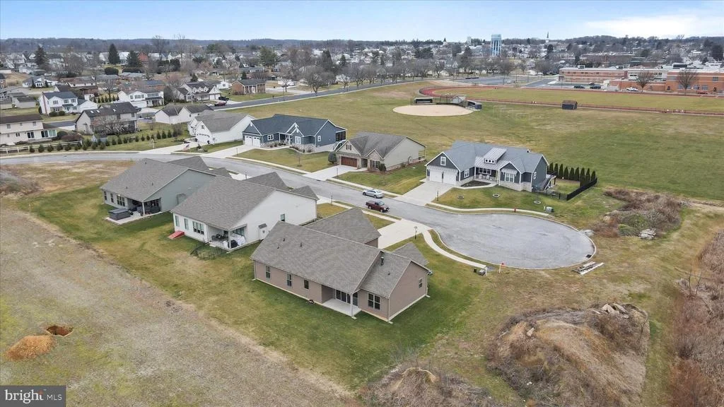 Photo of 41 SMITH CIRCLE