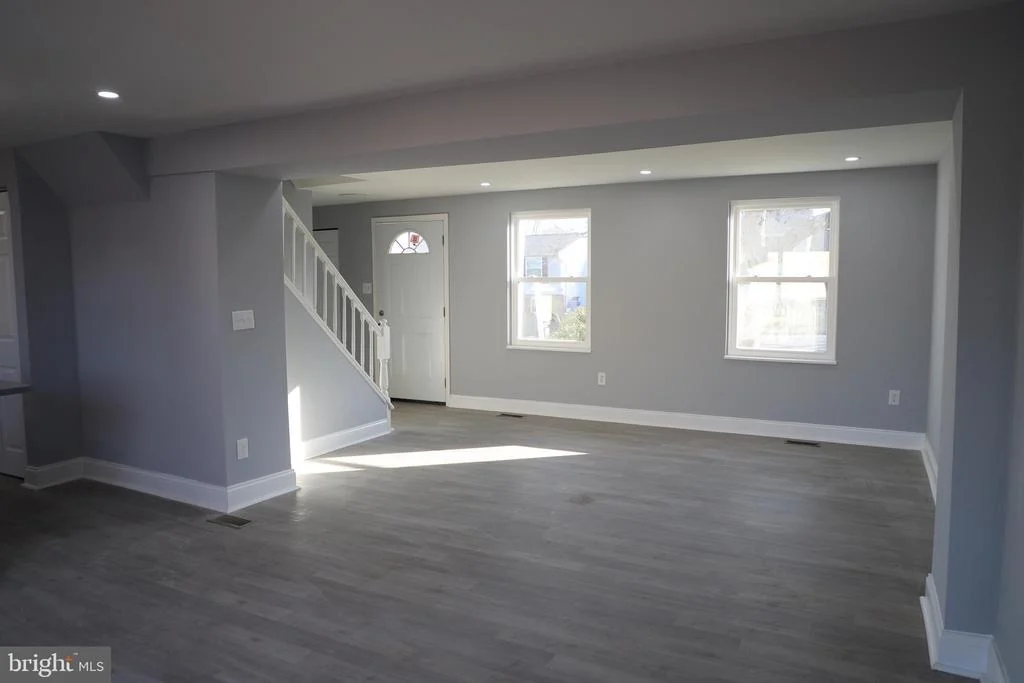 Photo of 135 N HARRISON ROAD N