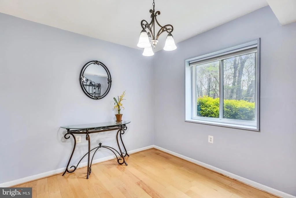 Photo of Unit 2A at 1427 NORTHGATE SQUARE