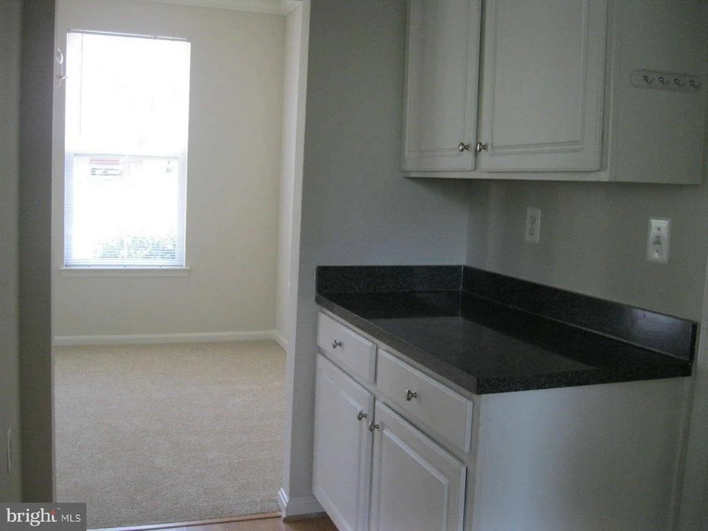 Photo of 633 SPRING STREET