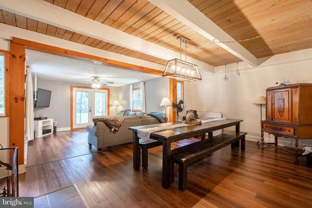 Photo of 4838 BEAR CREEK ROAD