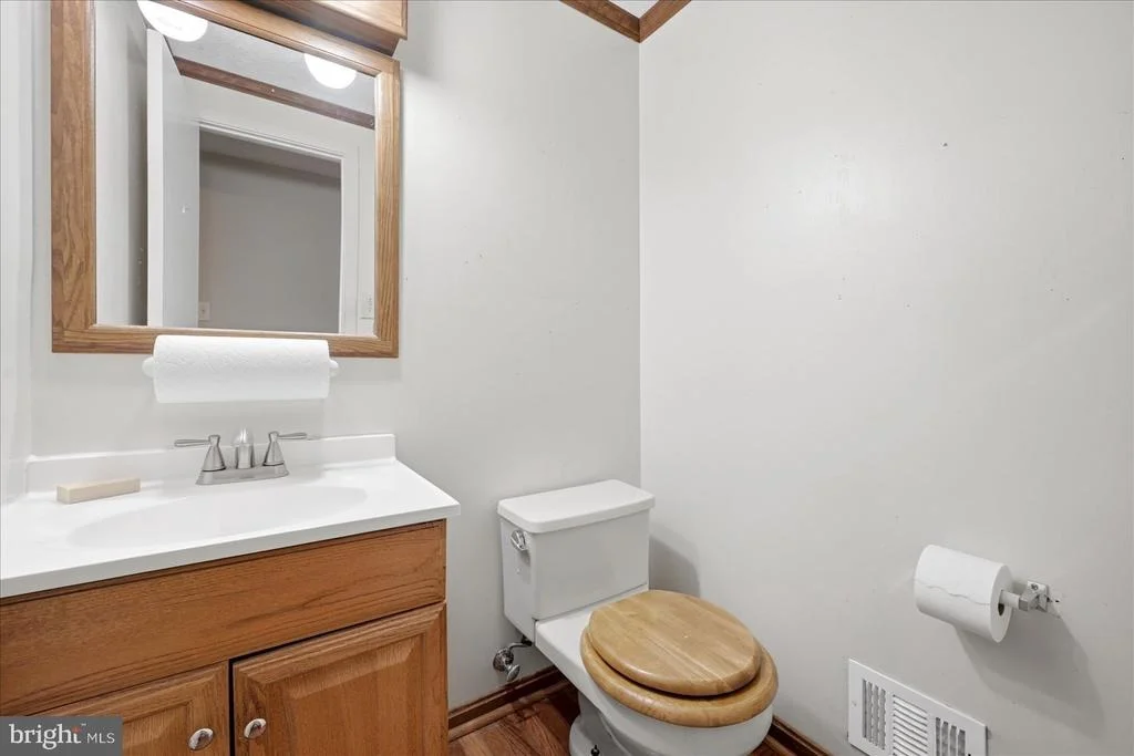 Photo of 15923 DOLPHIN DRIVE