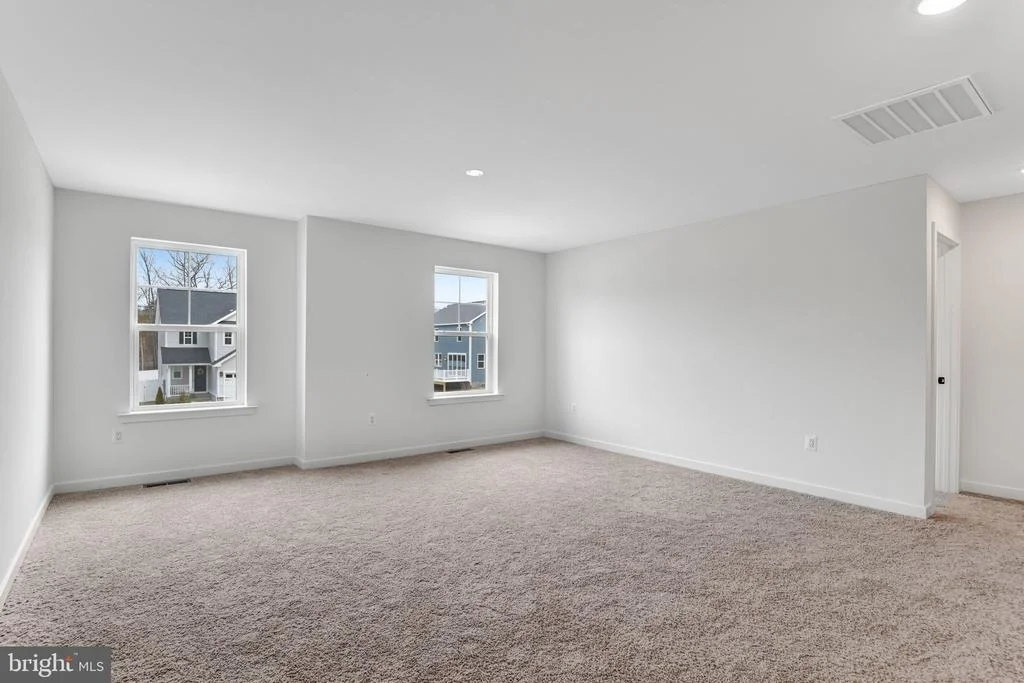 Photo of 2063 SPRINGVALE DRIVE