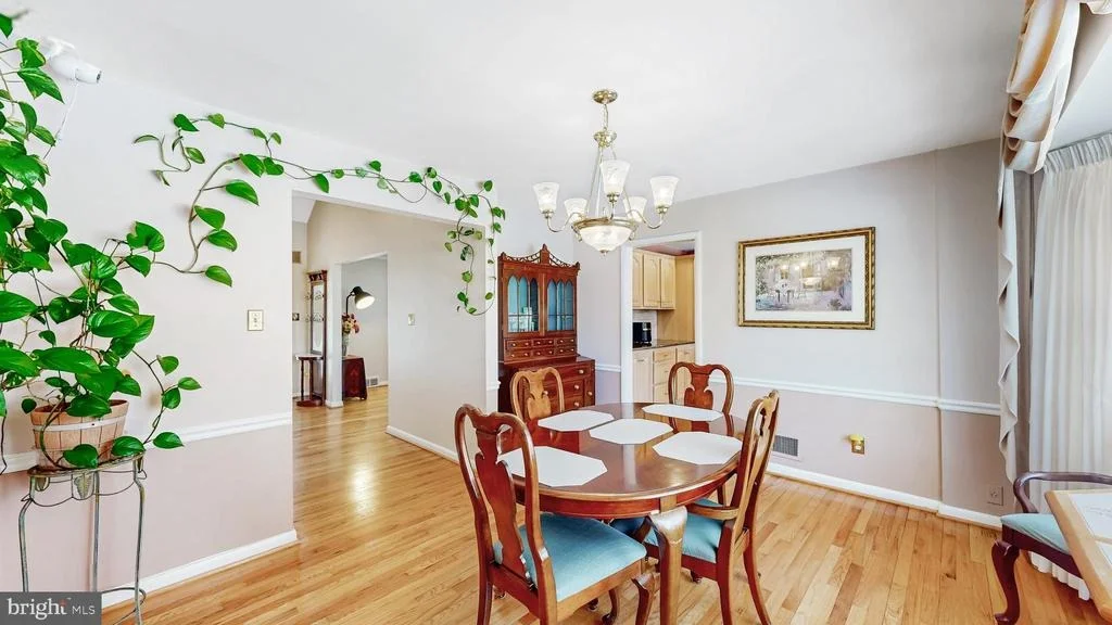 Photo of 102 MERIDEN DRIVE