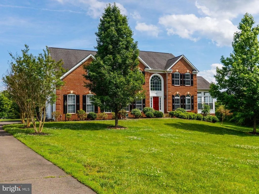Photo of 6961 TANGLEWOOD DRIVE