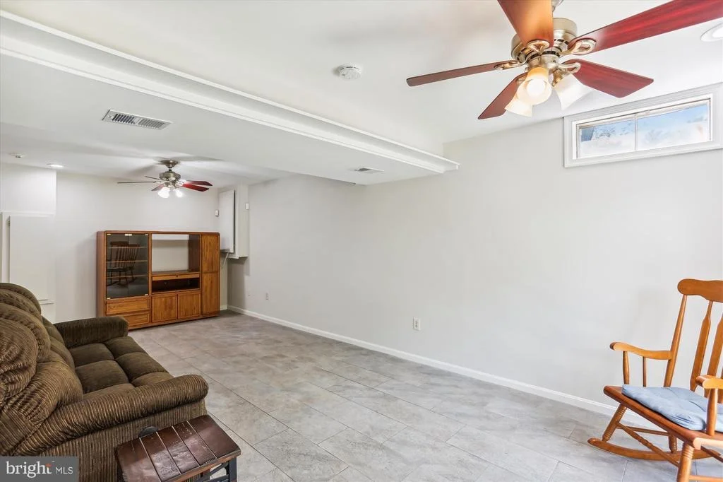 Photo of 927 POINTER RIDGE DRIVE