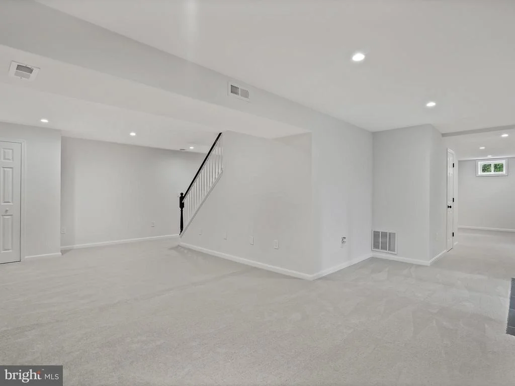 Photo of 8205 GOODHURST DRIVE