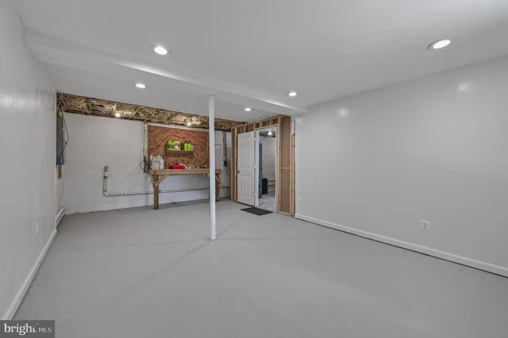 Photo of 28 E E STREET