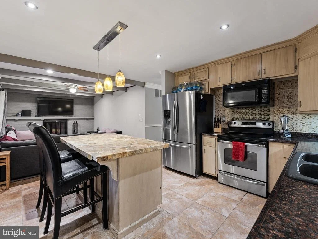 Photo of 8518 BRIARCROFT LANE