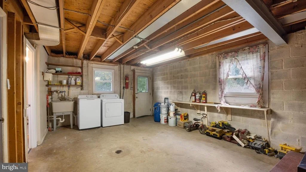 Photo of 7 DEBORAH COURT